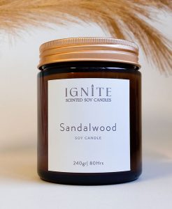 Αρωματικό κερί σόγιας Sandalwood Ignite candles