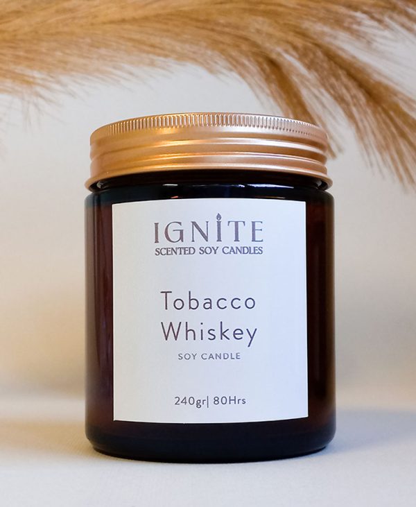 Αρωματικό κερί σόγιας Tobacco & Whiskey Ignite candles